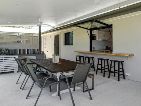 Welcome To The Crab Shack - Accommodation Whitsundays 3