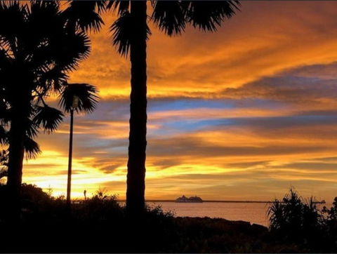 Absolute Beachfront Bliss-Best Location In Darwin - Accommodation Whitsundays 3