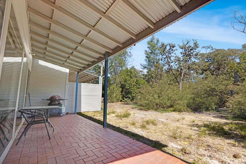 Amphion - Waterfront Retreat - Accommodation Whitsundays 0