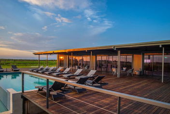 Finniss River Lodge with Accommodation Whitsundays