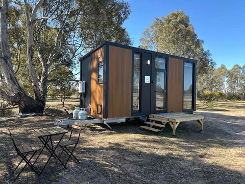 Hollow Mountain Getaway 2 By Tiny Away - Accommodation Whitsundays 0