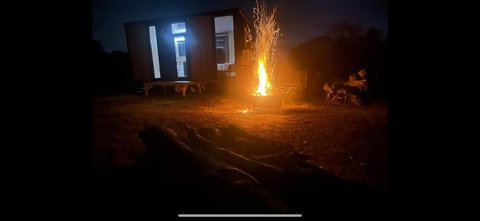 Hollow Mountain Getaway 2 By Tiny Away - Accommodation Whitsundays 3