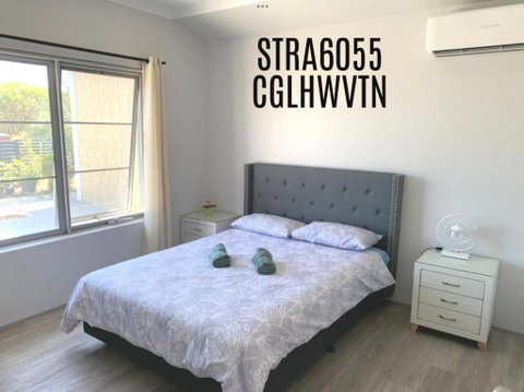 West Swan B&B - Accommodation Whitsundays 0
