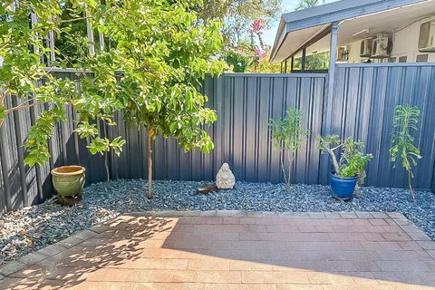 ZEN GARDEN - COZY 2-BR + Modern Design W/ Aircon - Accommodation Whitsundays 2