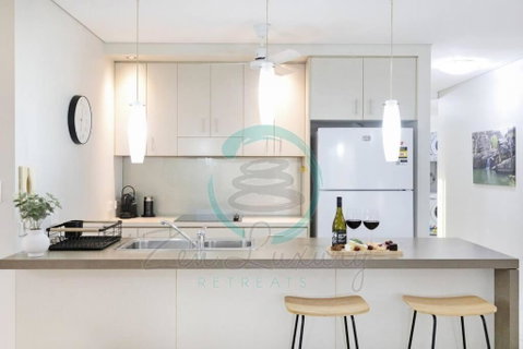Zen On Stuart: 3-BR Penthouse Pad + Pool + BBQ - Accommodation Whitsundays 0