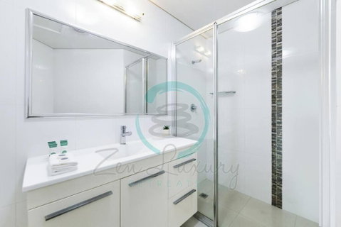 Zen On Stuart: 3-BR Penthouse Pad + Pool + BBQ - Accommodation Whitsundays 2