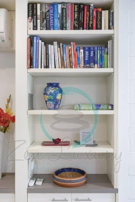 ZEN TREETOPS - Boutique 2-BR Apt W/ Private Pool - Accommodation Whitsundays 1
