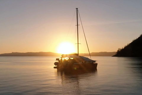2-Night Whitsunday Islands All-Inclusive Sailing Tour From Airlie Beach - Accommodation Whitsundays 0