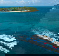 Green Island Discovery Including Glass Bottom Boat Tour Departing Cairns - Accommodation Whitsundays