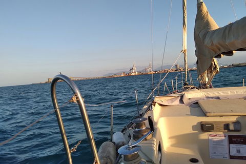 Townsville Small Group Early Morning Sailing Cruise Boat Tour Charter Hire - Accommodation Whitsundays 2