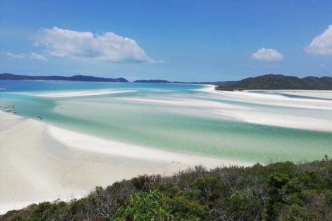 2-Night Whitsundays Sailing Cruise Incl. Whitehaven Beach & Great Barrier Reef - Accommodation Whitsundays 1