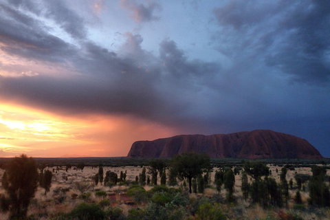 Uluru Small Group Tour Including Sunset - Accommodation Whitsundays 4