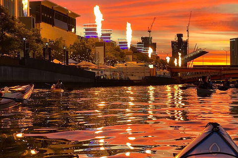 Melbourne Sunset Kayaking Experience With Dinner - Accommodation Whitsundays 4