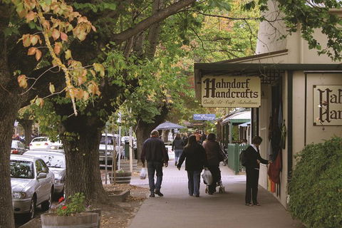 Adelaide Highlights, Hahndorf & McLaren Vale Wine Tasting And Sightseeing Tour - Accommodation Whitsundays 0