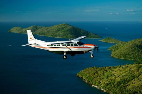 Reef And Island Scenic Flight From Airlie Beach - Accommodation Whitsundays 3