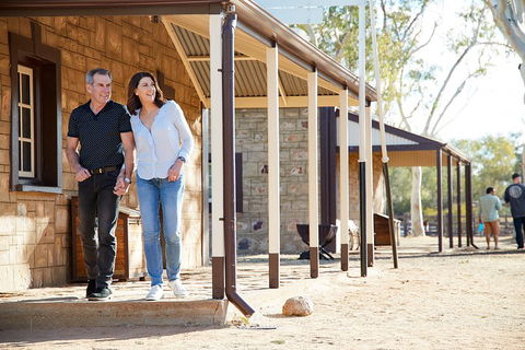 Alice Springs Highlights Tour - Accommodation Whitsundays 0